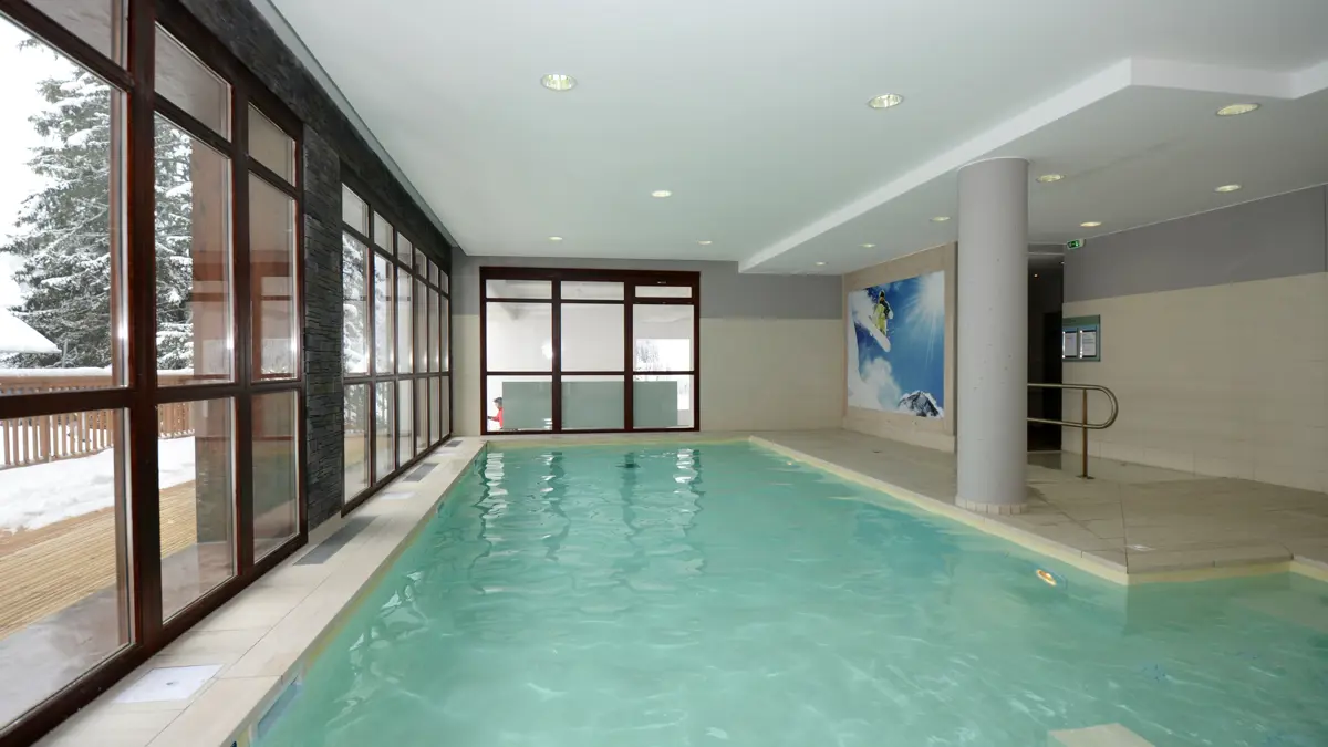 Panoramic Apartments Flaine Pool