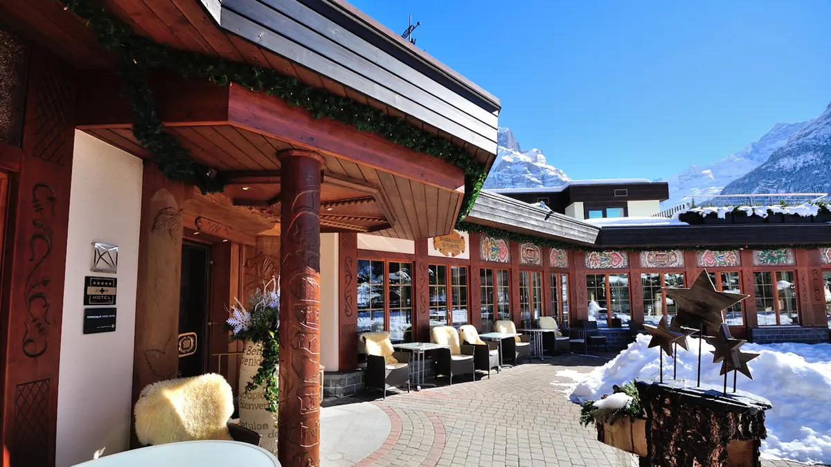 Hotel Romantik Schweizerhof Grindelwald Entrance