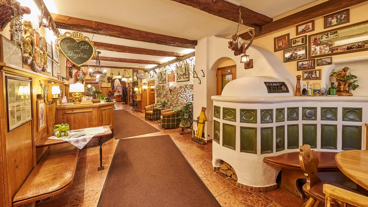 Hotel Lebzelter Zell Am See Lobby
