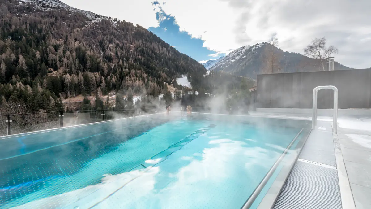 Hotel Grischuna St Anton Swimming Pool (4)