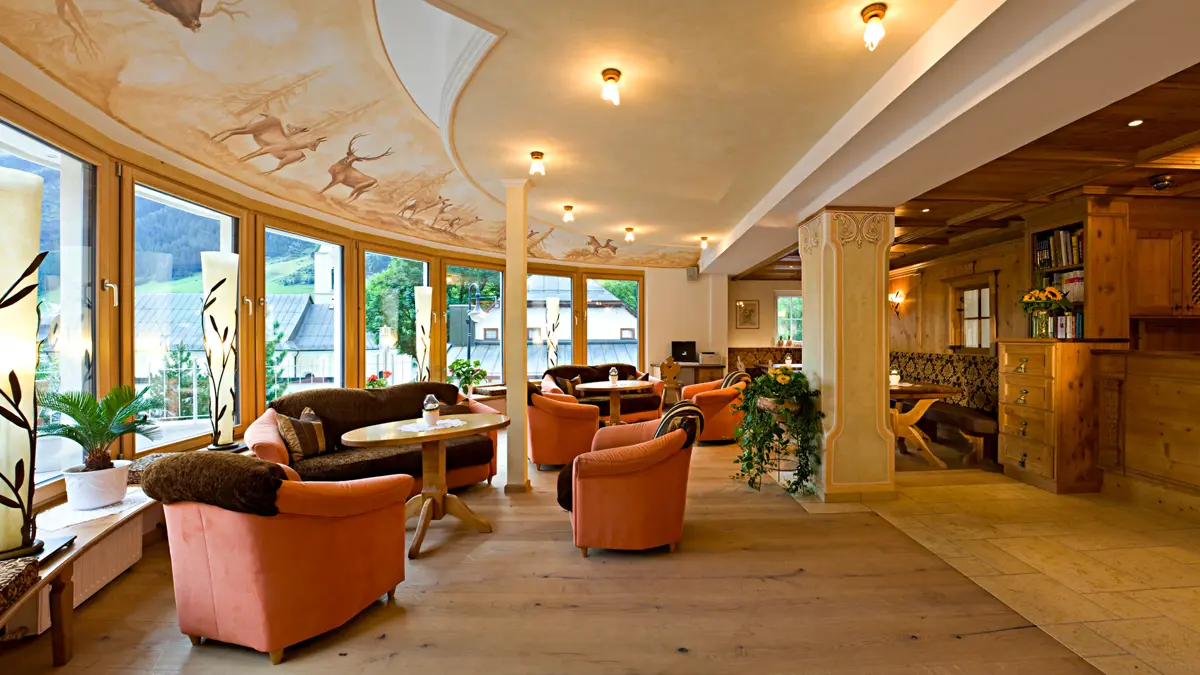 Hotel Jagerhof Ischgl Lobby