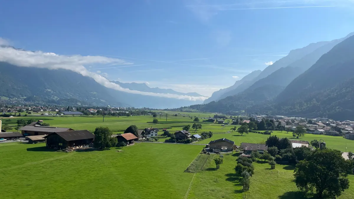 Wilderswil Walk Heimwehfluh To Interlaken West