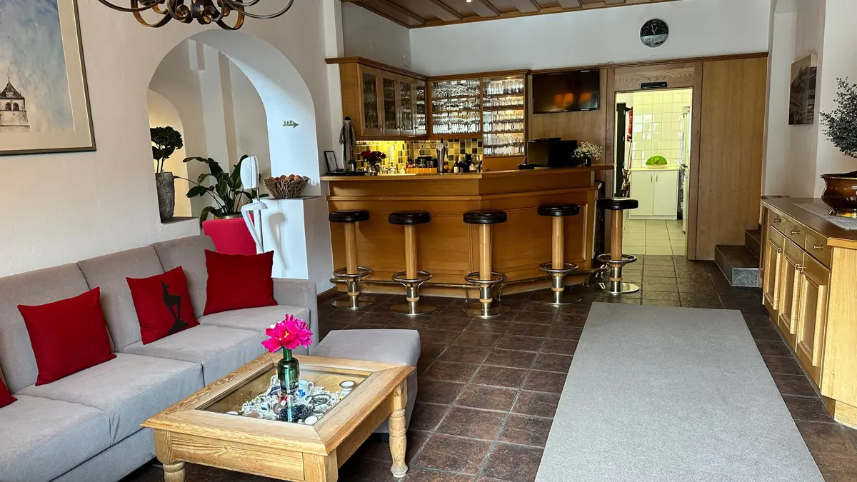 Hotel Resch Kitzbuhel Bar Lounge (4)