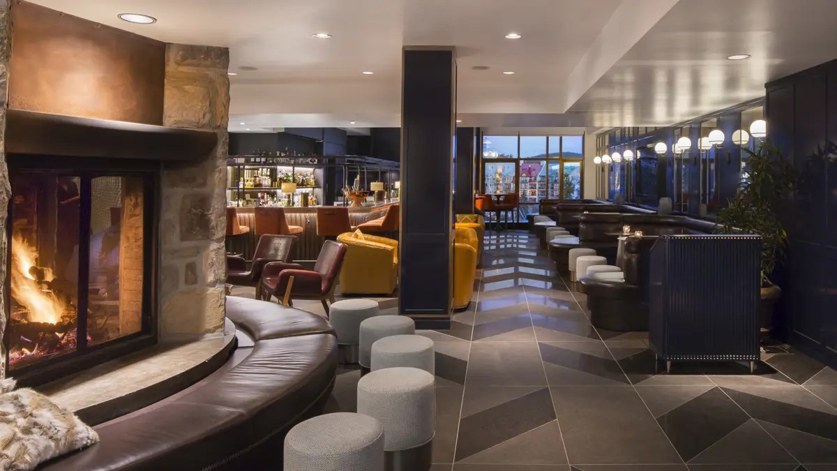 Hotel Fairmont Tremblant Mont Tremblant Axe Lounge Bar