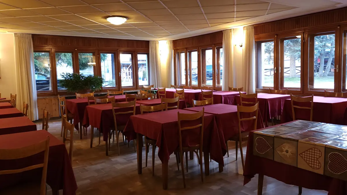 Inghams Italy Via Lattea Sauze D'oulx Hotel Villa Cary Restaurant