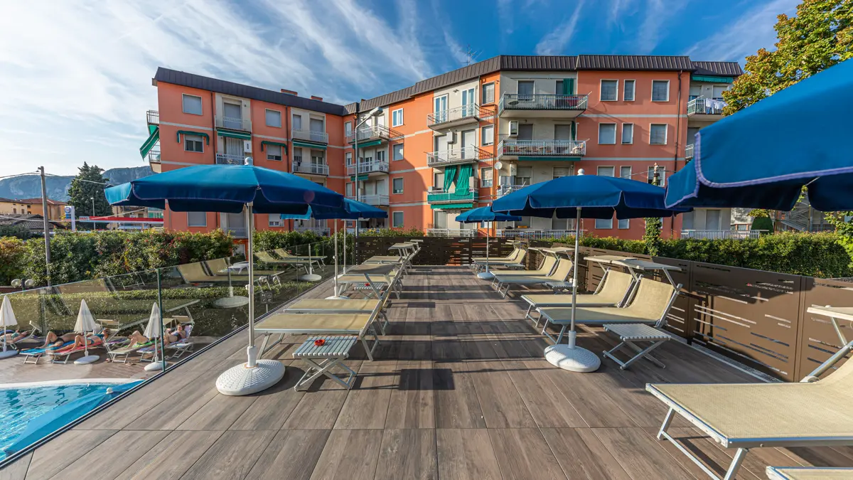 Hotel Bisesti Garda Outdoor Swimming Pool Terrace