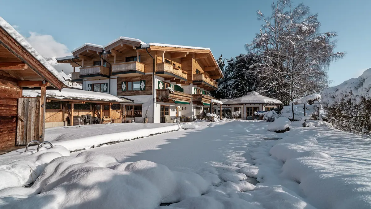 Hotel Flora Ellmau Winter Exterior
