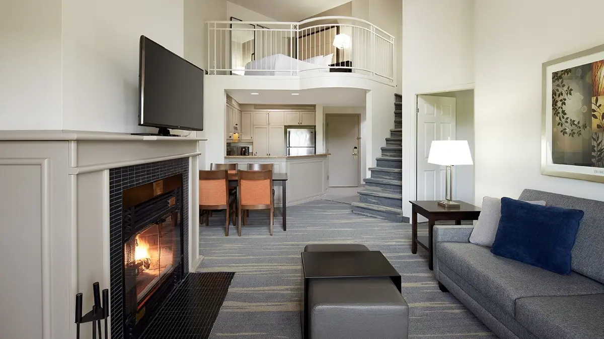 Homewood Suites By Hilton Mont Tremblant One Bedroom Apartment With Loft 3