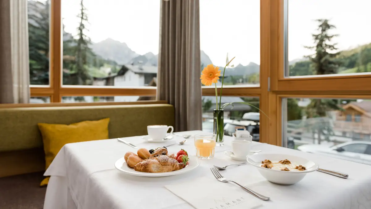 Inghams Italy Dolomites San Cassiano Hotel Diamant Breakfast