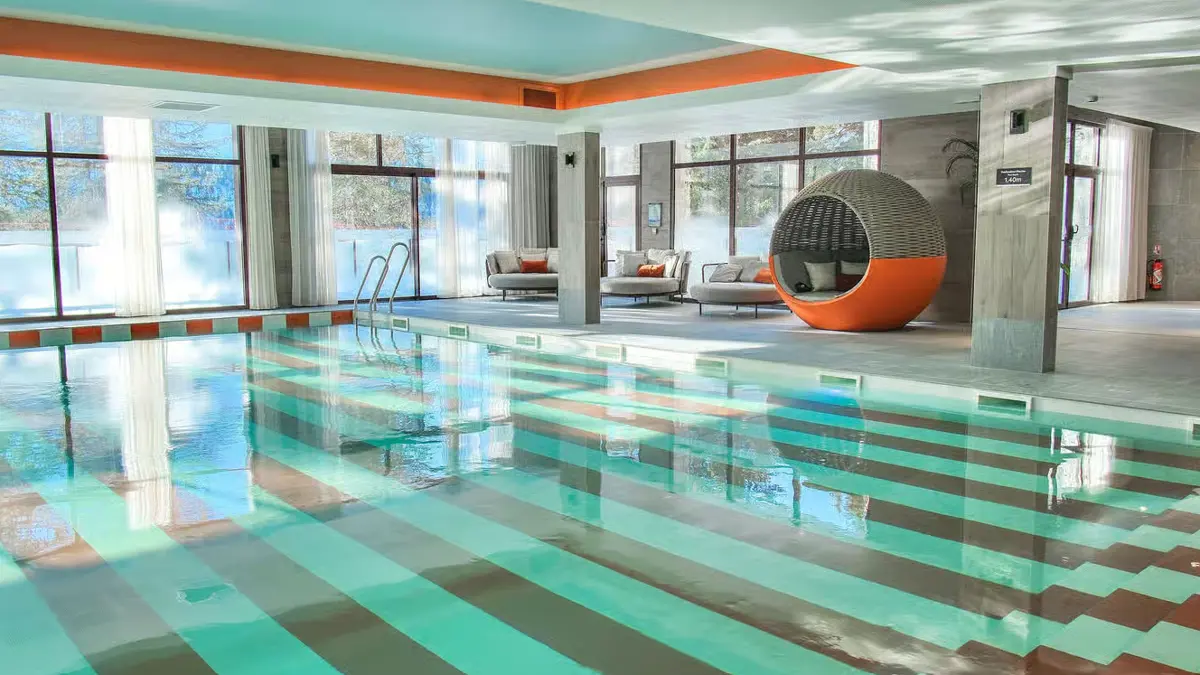 Hotel Panorama Flaine Pool (1)
