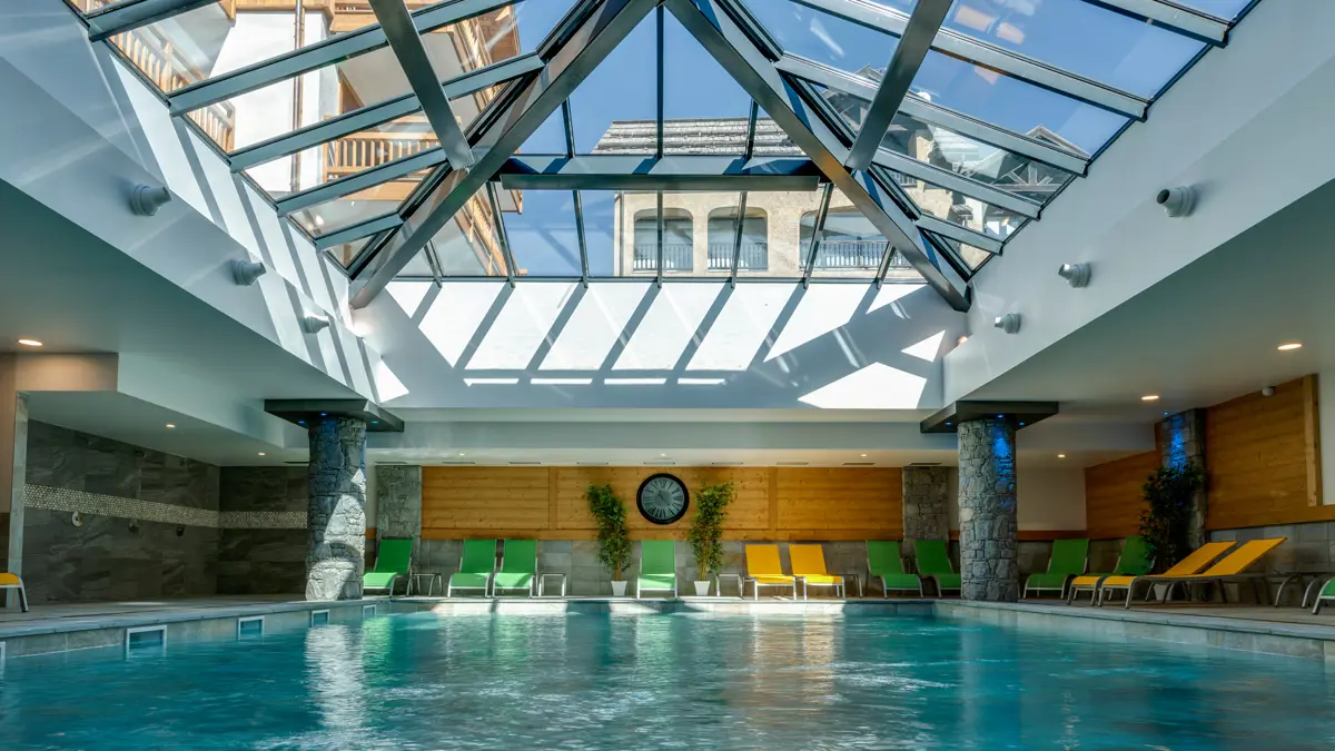 Le Napoleon Apartments And Spa Montgenevre Pool