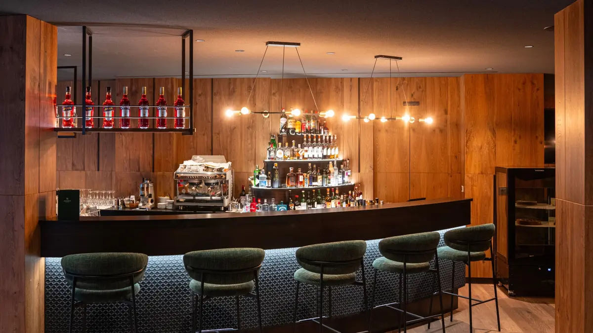 Inghams Italy Dolomites Selva Hotel Antares Bar 2