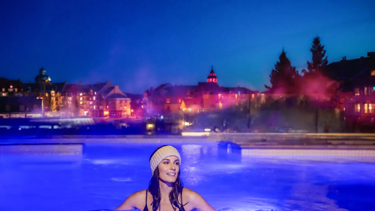 Hotel Fairmont Tremblant Mont Tremblant Outdoor Pool