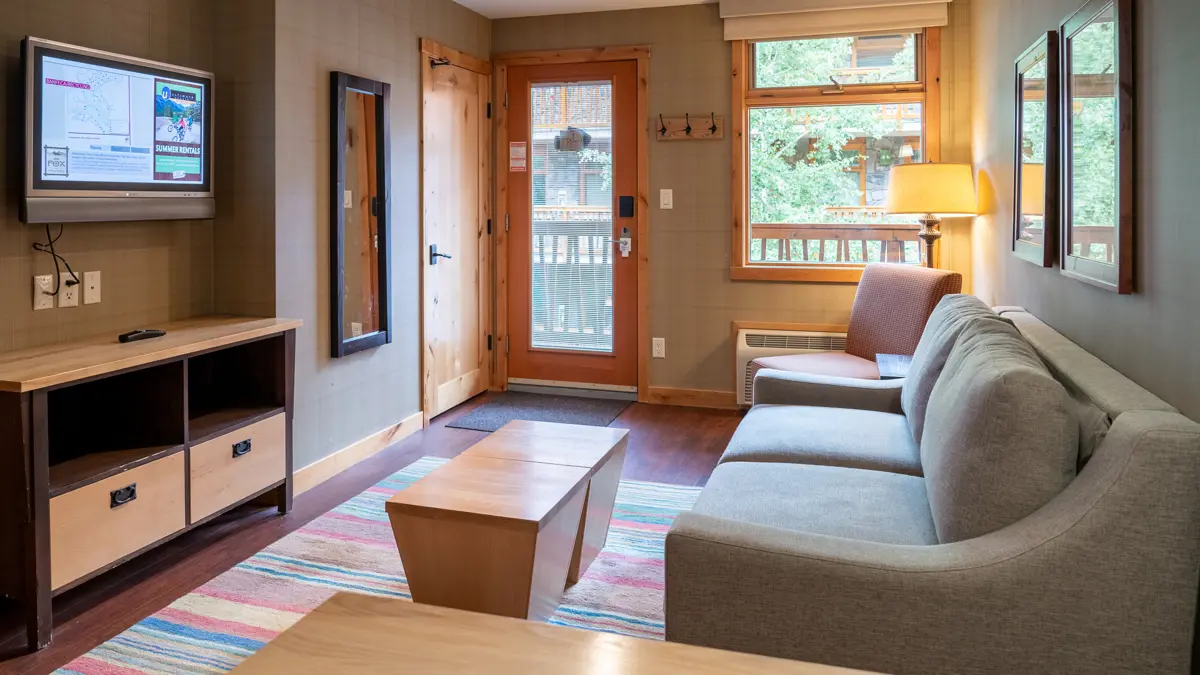 Fox Hotel And Suites Banff Superior One Bedroom Suite 6