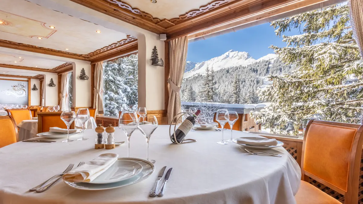 Hotel Les Sherpas Courchevel Restaurant.