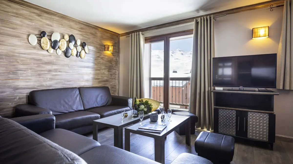 Residence Apartments Hermine Val Thorens Six Bedroom Apartment Living Room