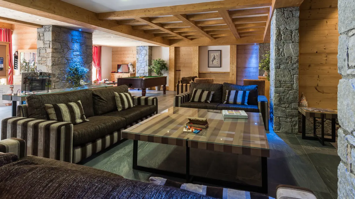Le Napoleon Apartments And Spa Montgenevre Reception Lounge